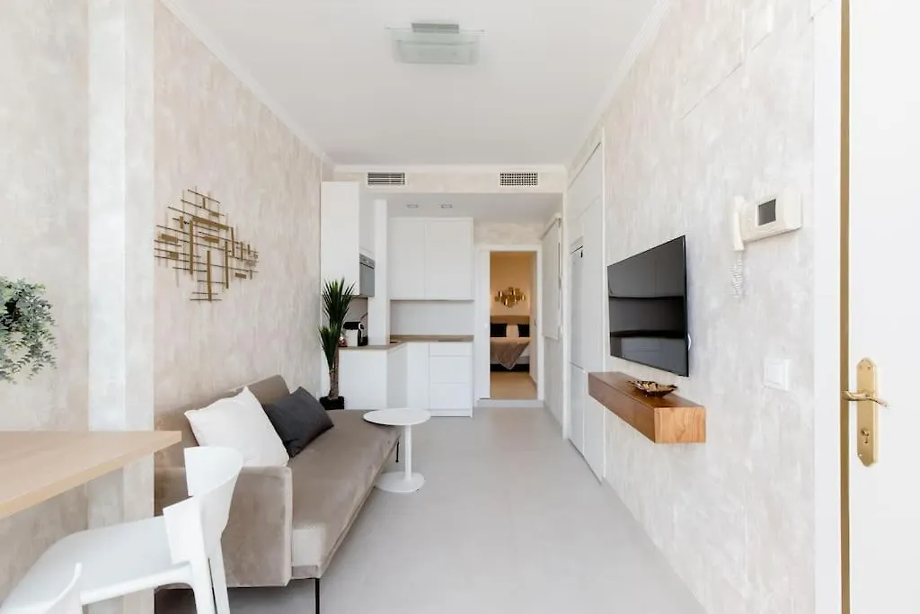 Atico C/ Adriano_Catedral. Apartment Seville